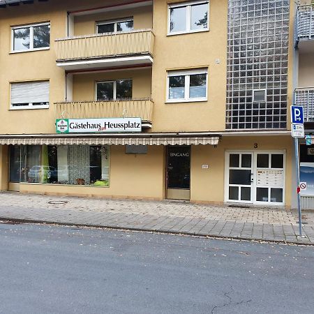Gaestehaus Am Heuss-Platz Erlangen Bagian luar foto